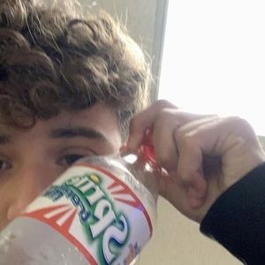 Meet your Posher, Anthanthony